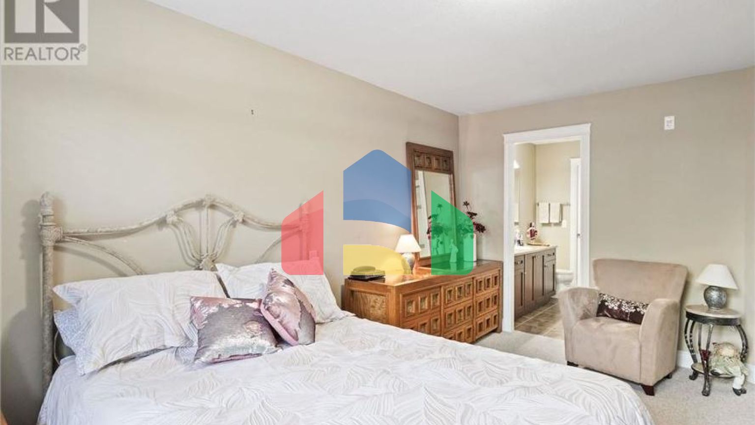 Residential - Condo/Apartment - Maple Ridge, Canada - Canada