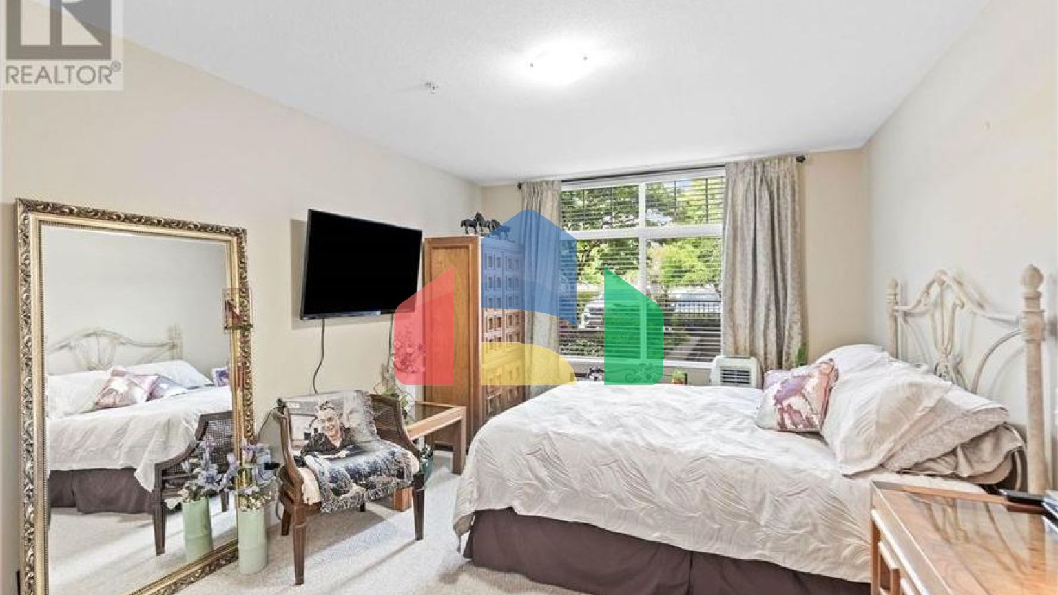 Residential - Condo/Apartment - Maple Ridge, Canada - Canada