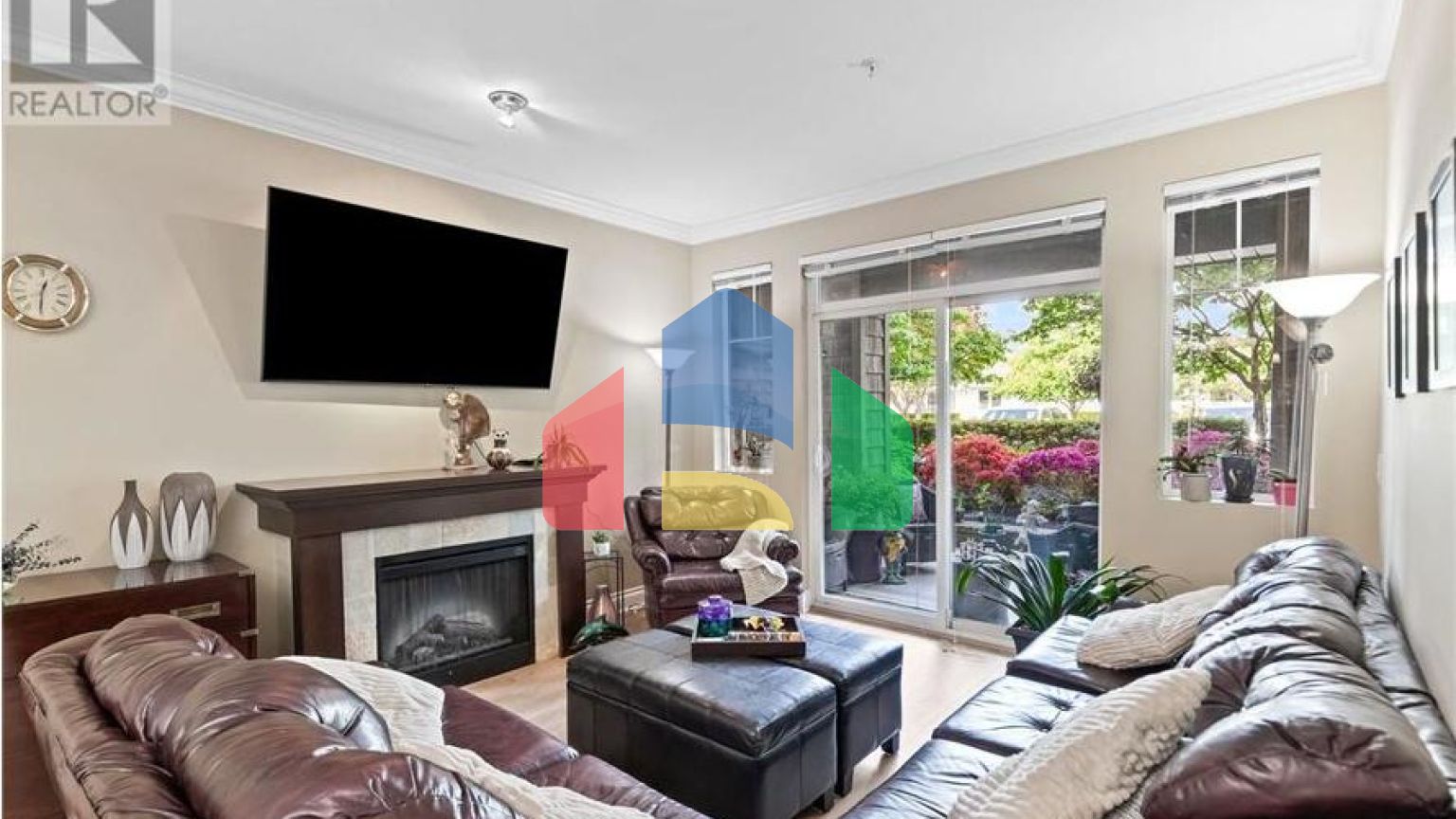 Residential - Condo/Apartment - Maple Ridge, Canada - Canada