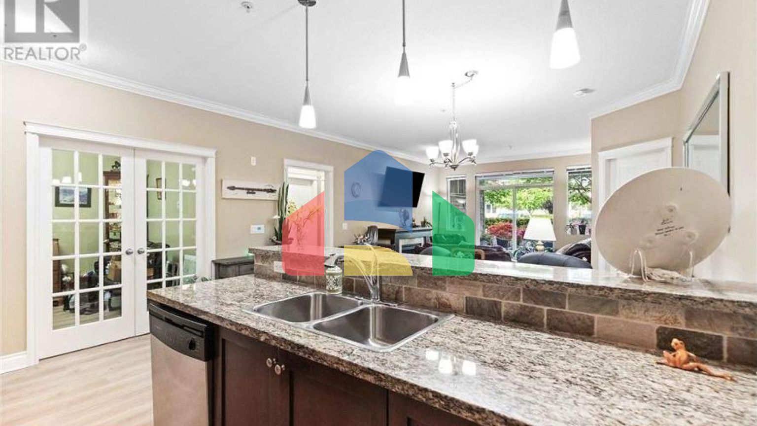 Residential - Condo/Apartment - Maple Ridge, Canada - Canada