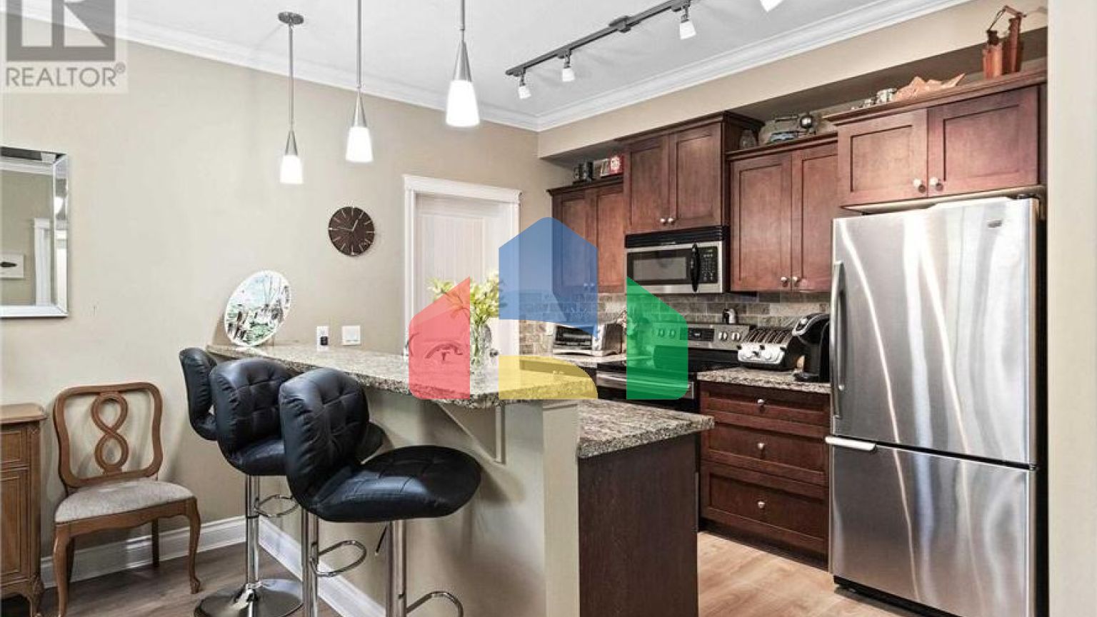 Residential - Condo/Apartment - Maple Ridge, Canada - Canada