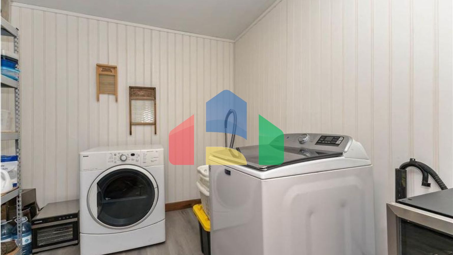 Residential - Single Family Home - Agassiz, Canada - Canada