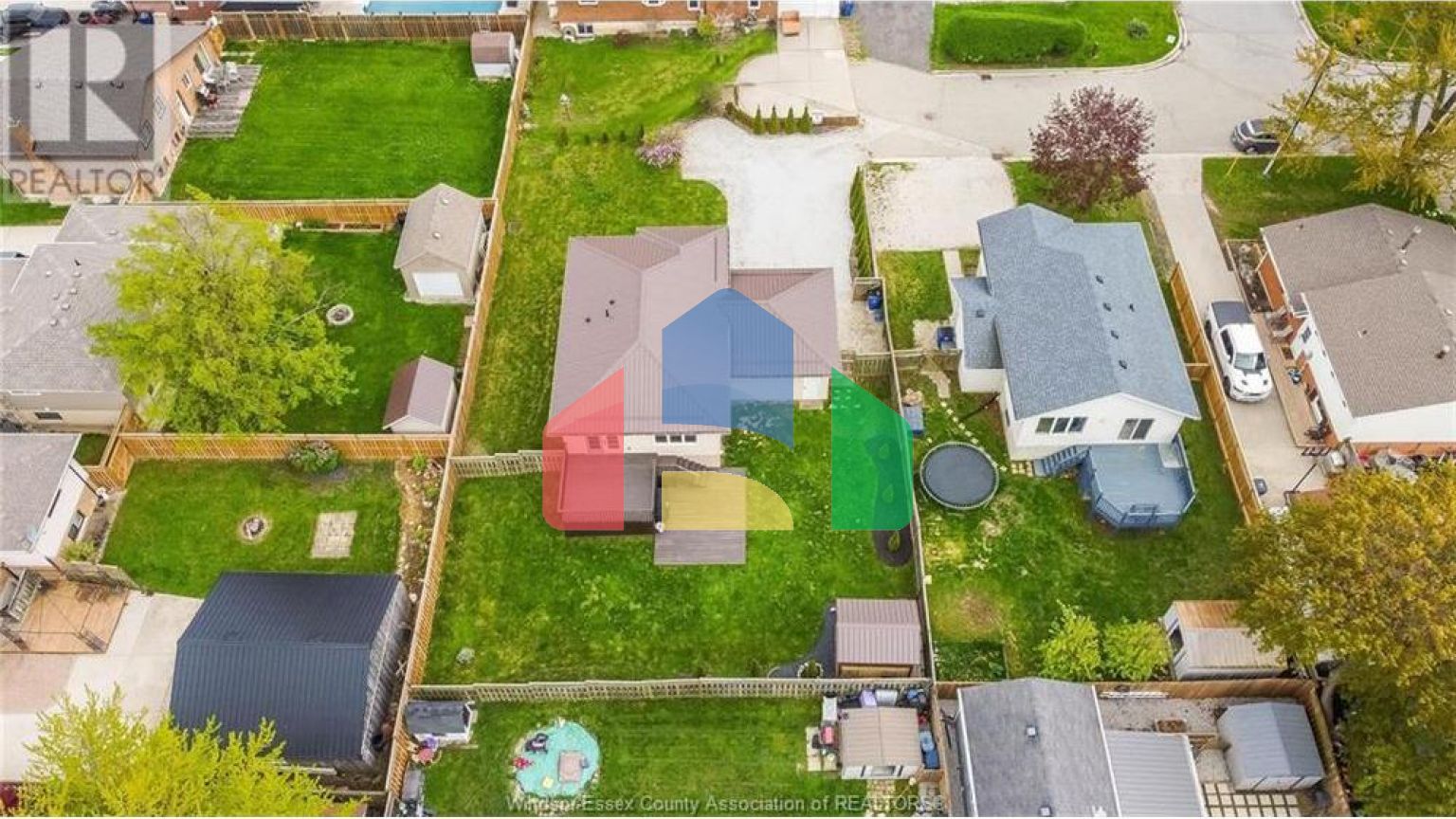 Residential - Single Family Home - Blenheim, Canada - Canada