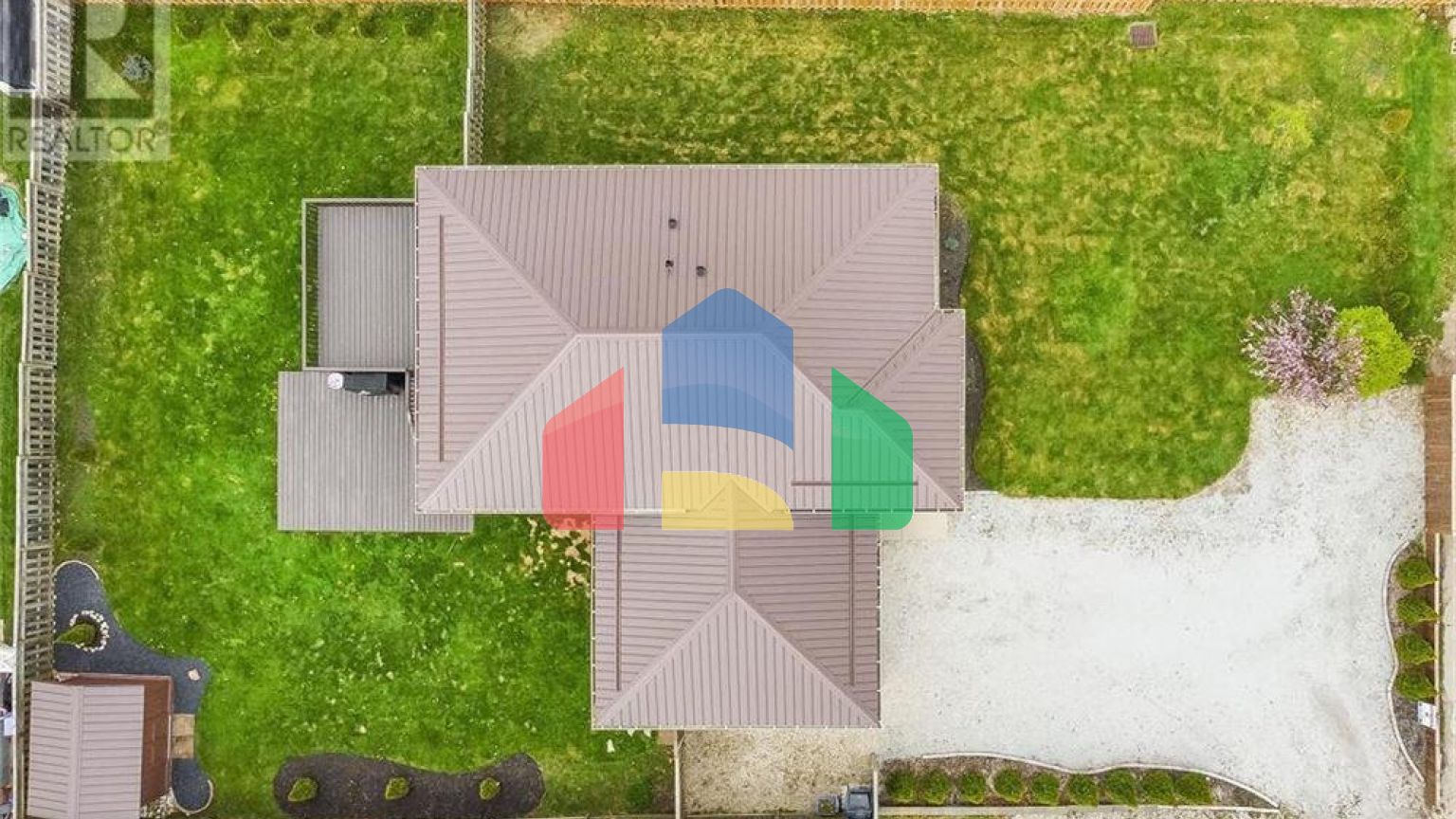 Residential - Single Family Home - Blenheim, Canada - Canada