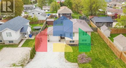 Residential - Single Family Home - Blenheim, Canada - Canada