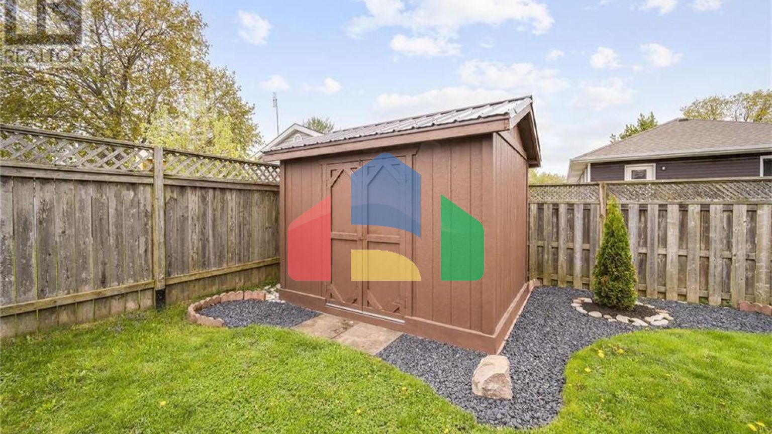 Residential - Single Family Home - Blenheim, Canada - Canada