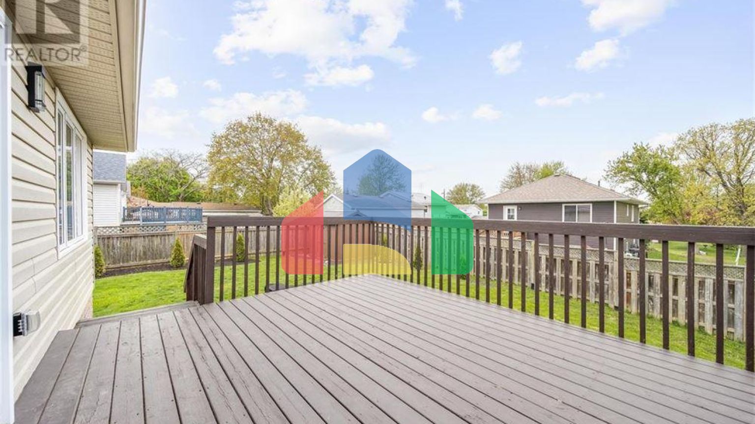 Residential - Single Family Home - Blenheim, Canada - Canada