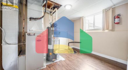 Residential - Single Family Home - Blenheim, Canada - Canada