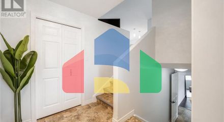 Residential - Single Family Home - Blenheim, Canada - Canada