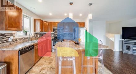 Residential - Single Family Home - Blenheim, Canada - Canada