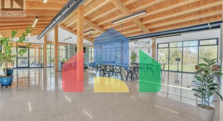 Residential - Single Family Home - The Blue Mountains, Canada - Canada