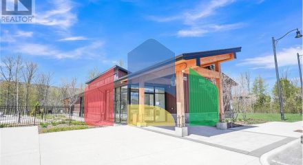 Residential - Single Family Home - The Blue Mountains, Canada - Canada