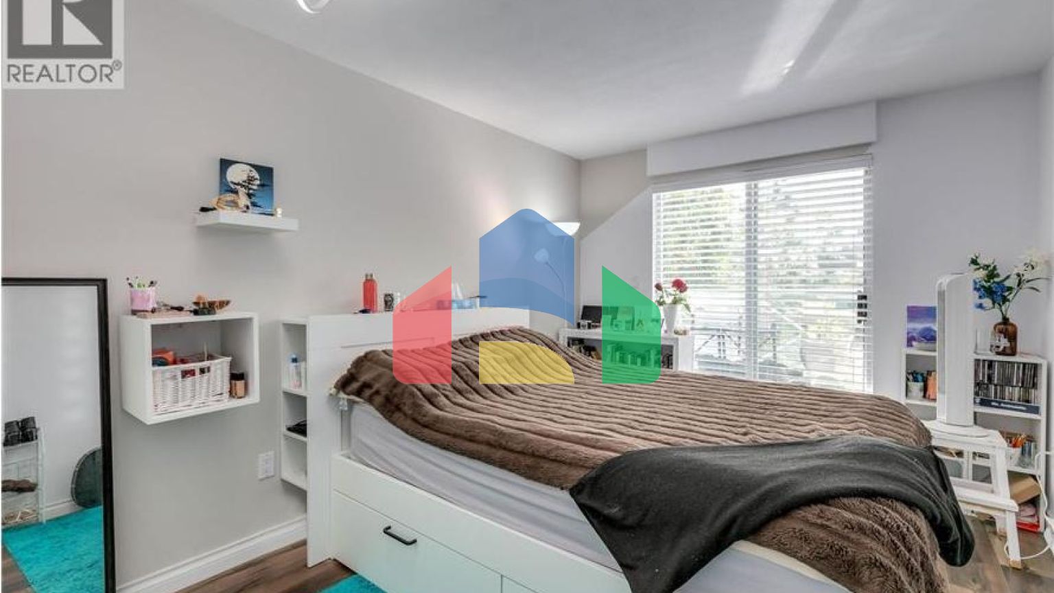 Residential - Single Family Home - Port Coquitlam, Canada - Canada