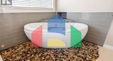 Residential - Single Family Home - Port Coquitlam, Canada - Canada