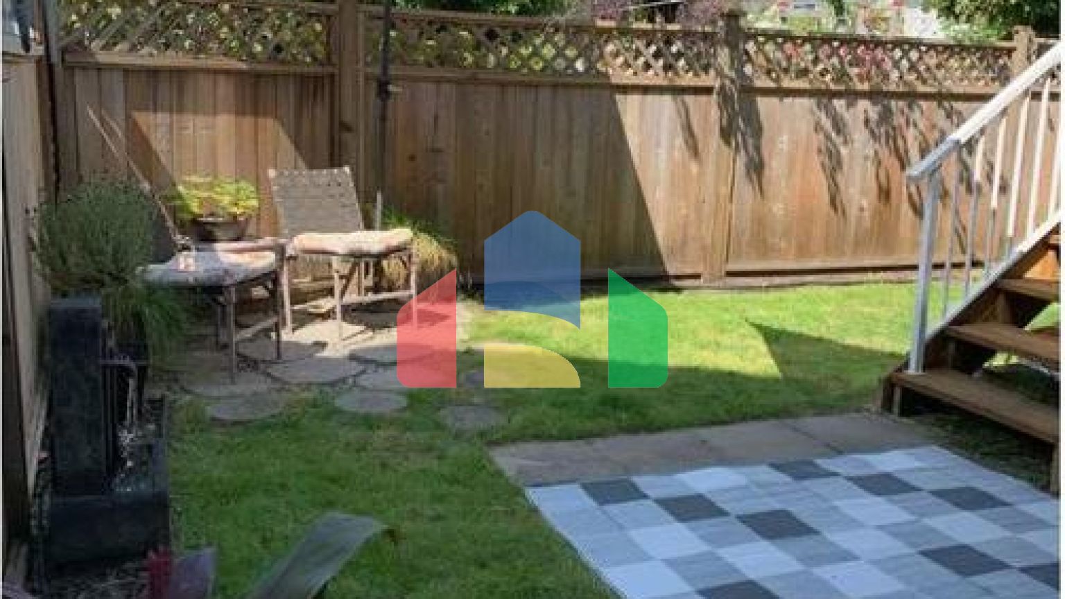 Residential - Townhouse - Port Coquitlam, Canada - Canada