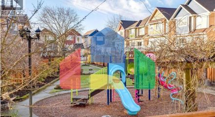 Residential - Townhouse - Port Coquitlam, Canada - Canada