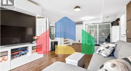 Residential - Townhouse - Port Coquitlam, Canada - Canada