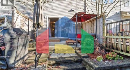 Residential - Townhouse - Port Coquitlam, Canada - Canada