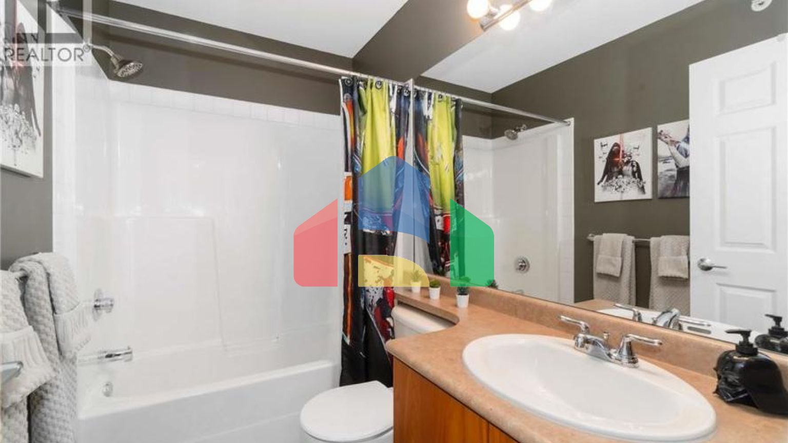 Residential - Townhouse - Port Coquitlam, Canada - Canada