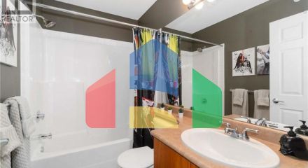 Residential - Townhouse - Port Coquitlam, Canada - Canada