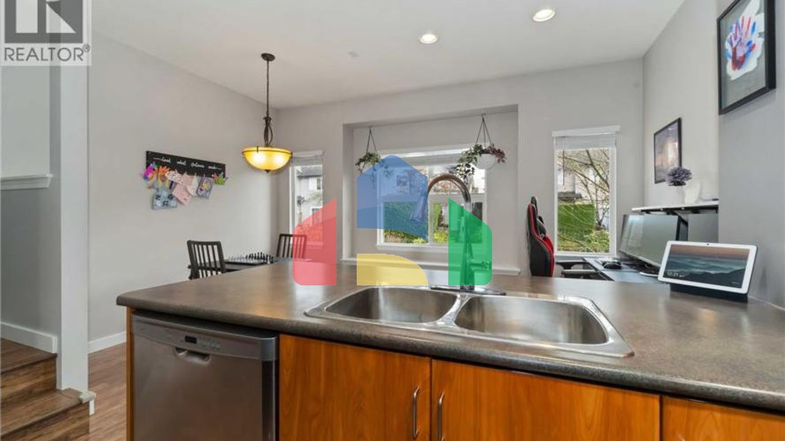 Residential - Townhouse - Port Coquitlam, Canada - Canada