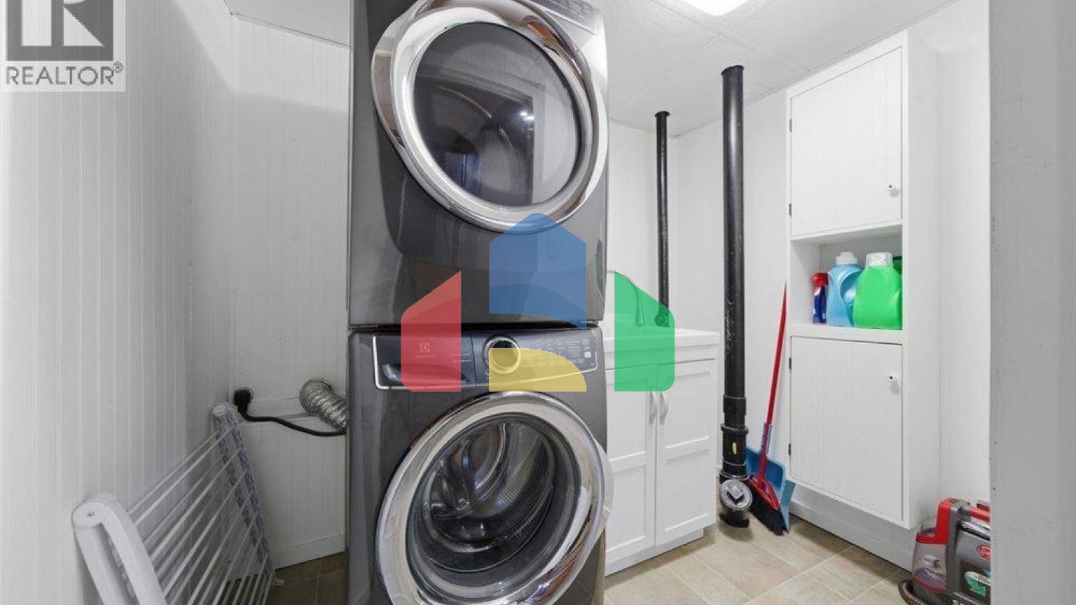 Residential - Single Family Home - Port Coquitlam, Canada - Canada