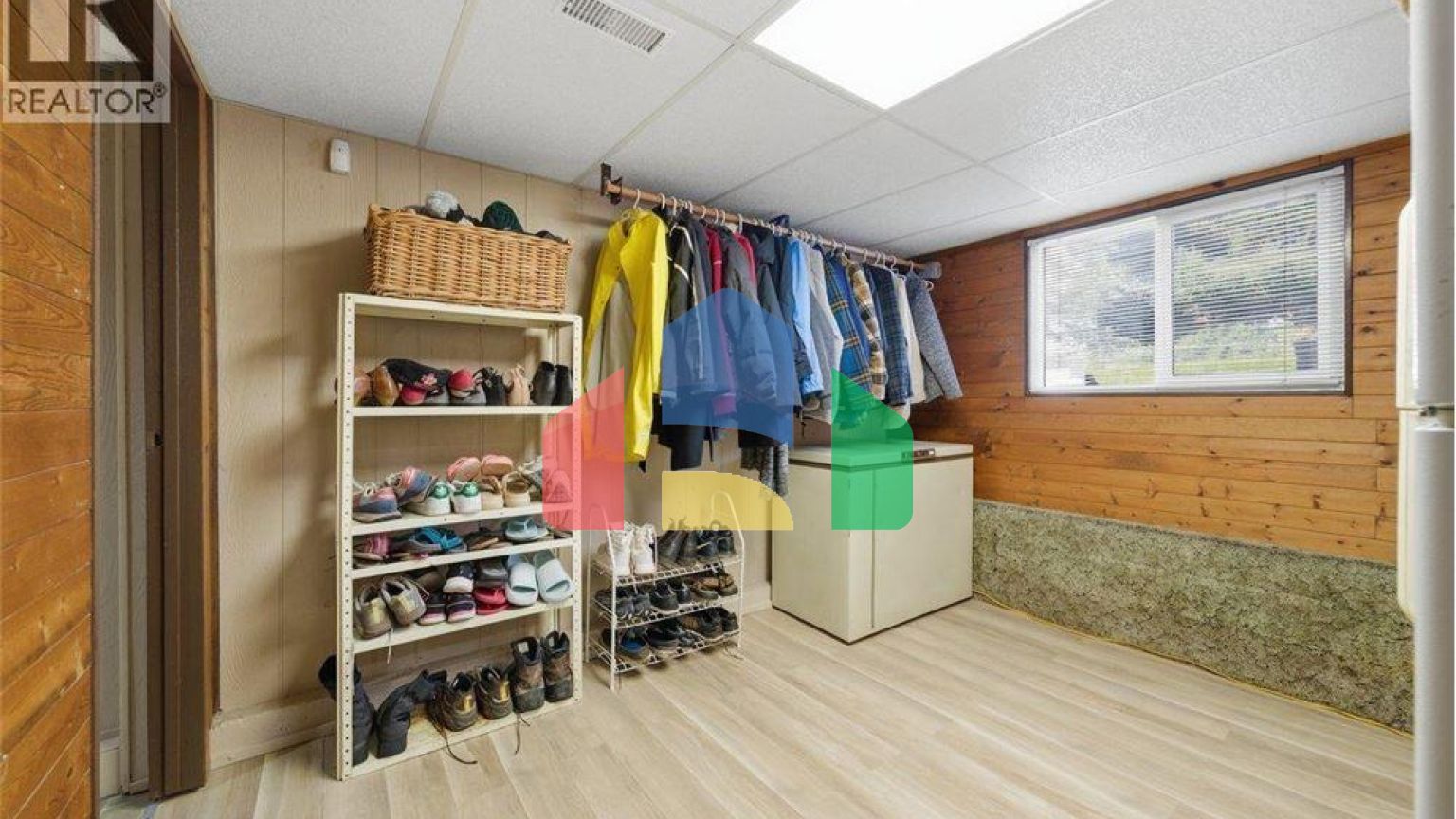 Residential - Single Family Home - Port Coquitlam, Canada - Canada