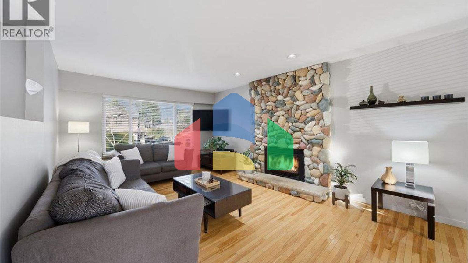 Residential - Single Family Home - Port Coquitlam, Canada - Canada