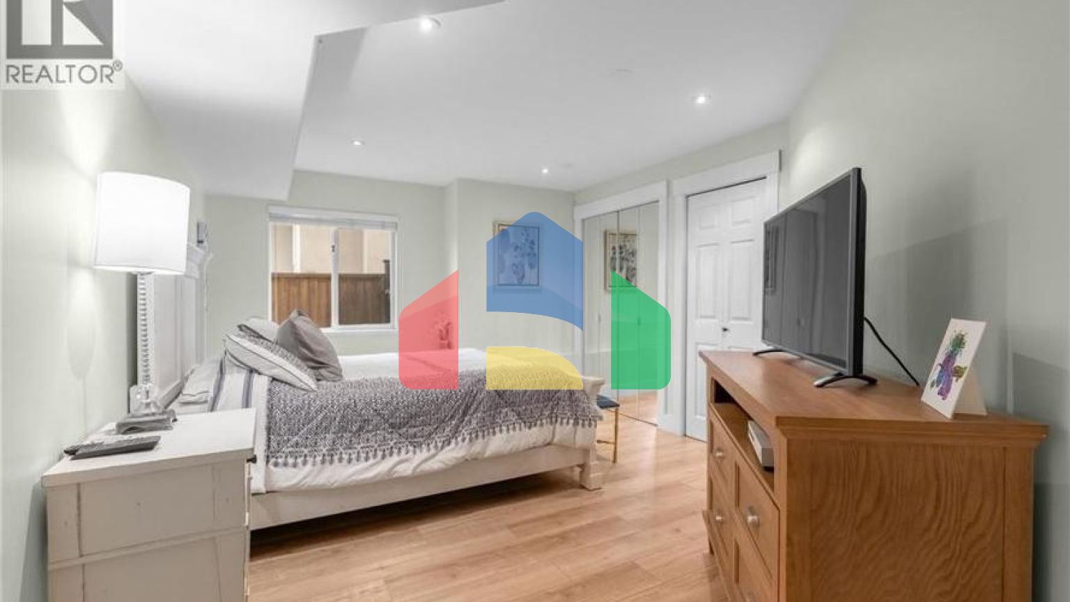 Residential - Single Family Home - Port Coquitlam, Canada - Canada