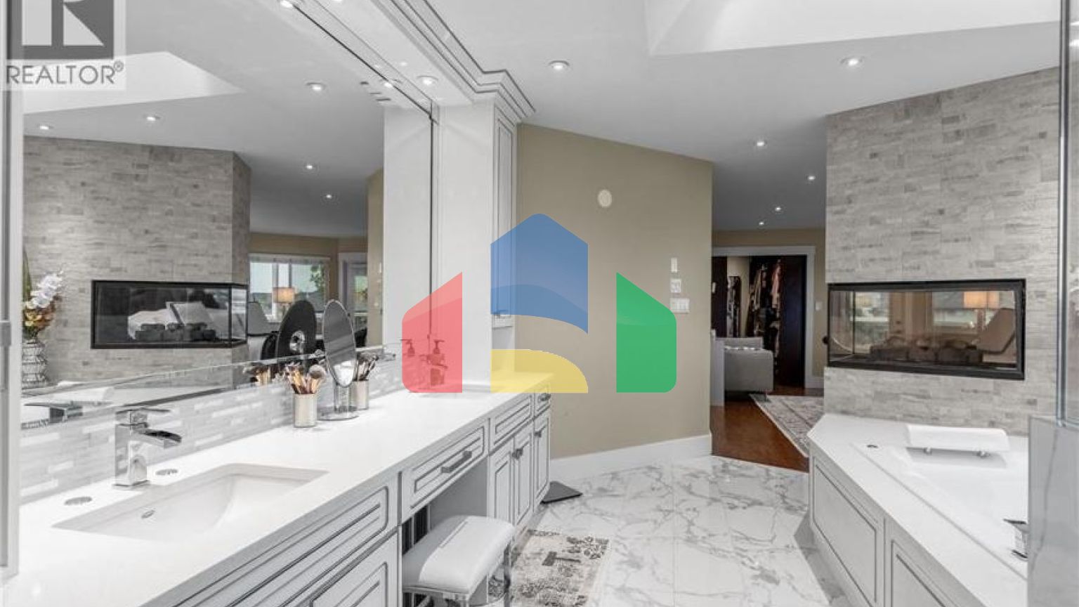 Residential - Single Family Home - Port Coquitlam, Canada - Canada