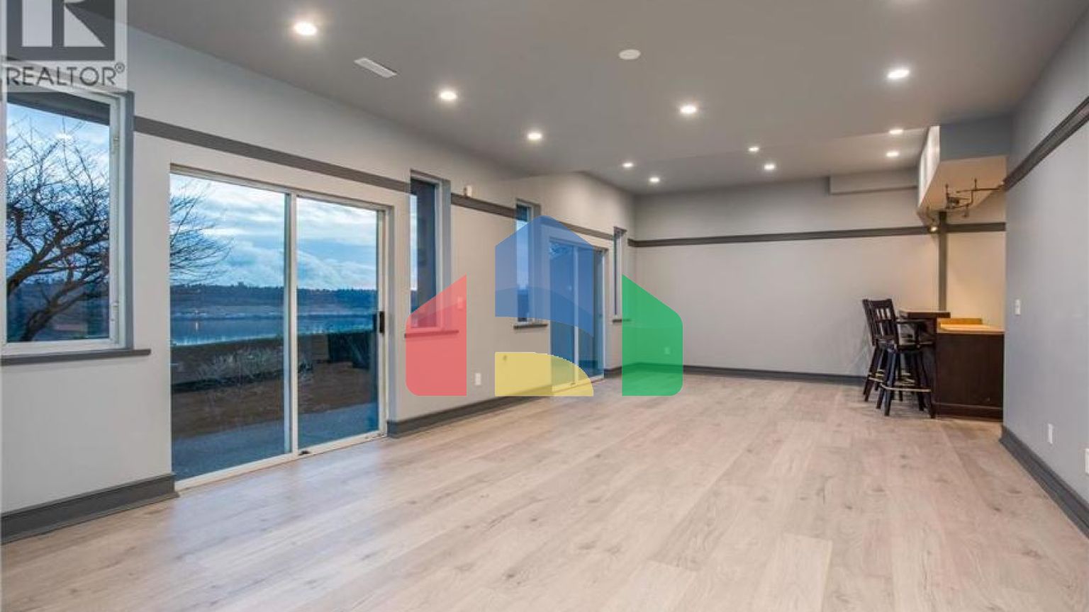 Residential - Townhouse - Port Coquitlam, Canada - Canada