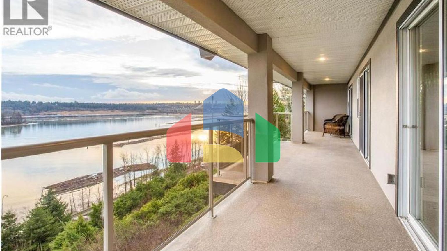 Residential - Townhouse - Port Coquitlam, Canada - Canada