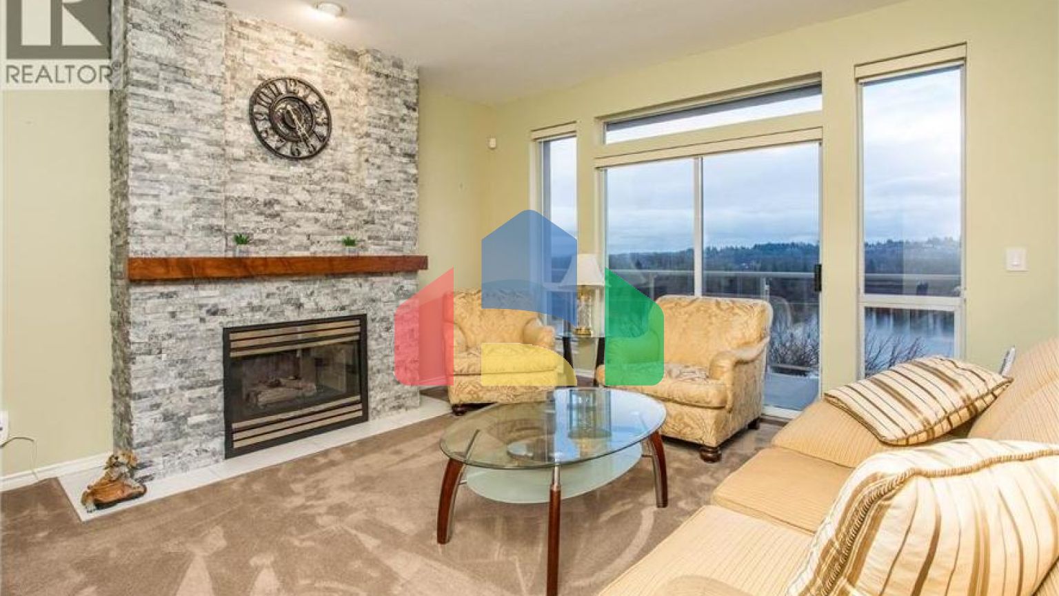 Residential - Townhouse - Port Coquitlam, Canada - Canada