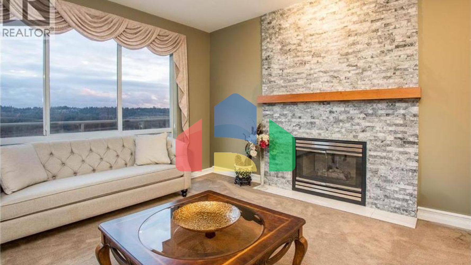 Residential - Townhouse - Port Coquitlam, Canada - Canada