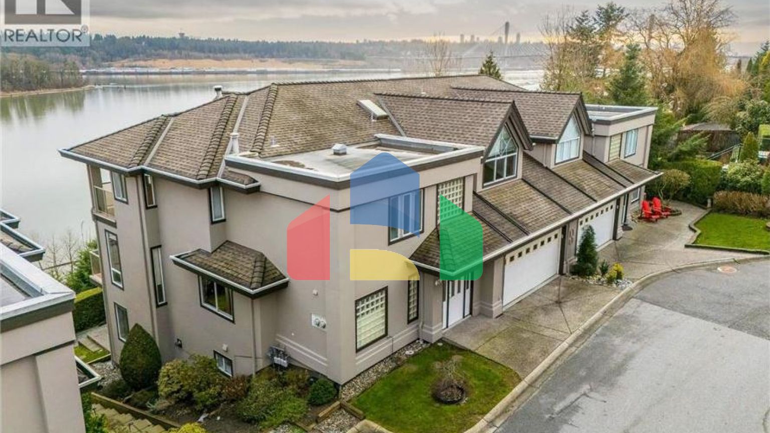 Residential - Townhouse - Port Coquitlam, Canada - Canada