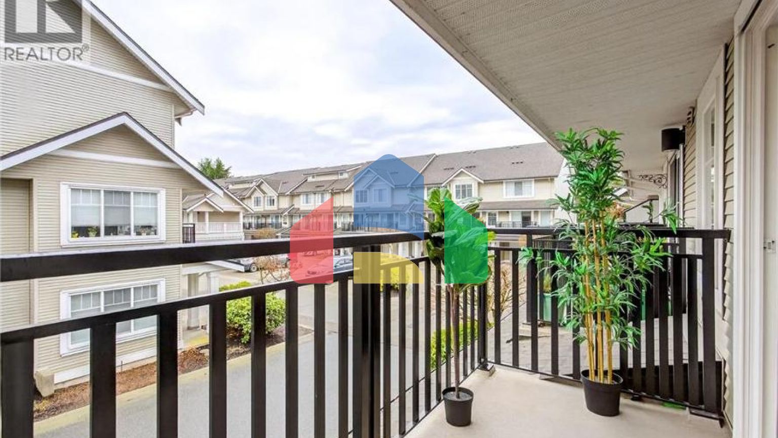 Residential - Townhouse - Port Coquitlam, Canada - Canada