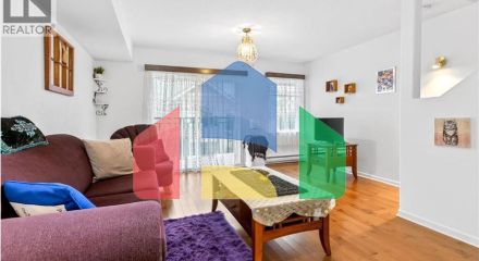 Residential - Townhouse - Port Coquitlam, Canada - Canada