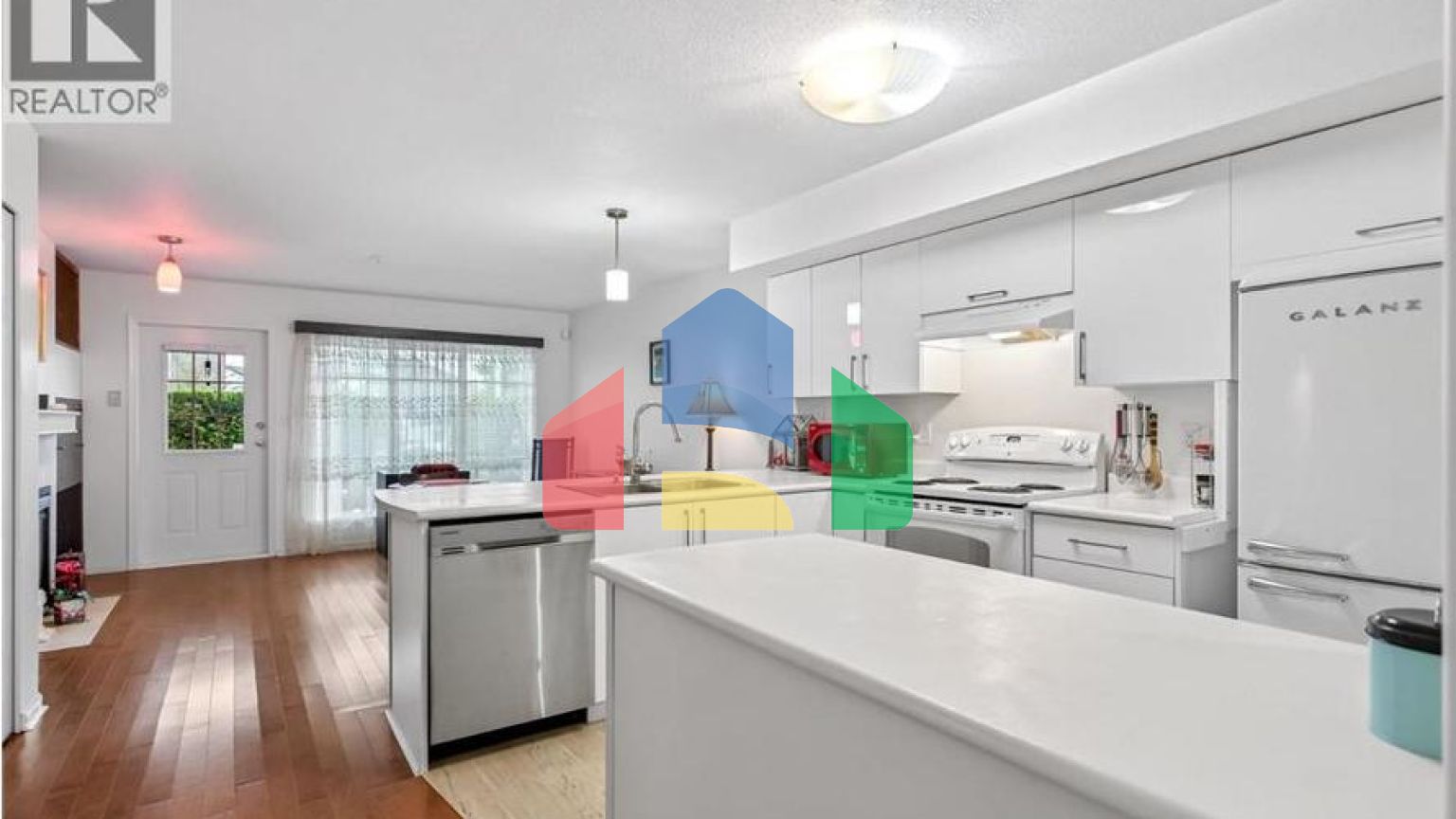 Residential - Townhouse - Port Coquitlam, Canada - Canada