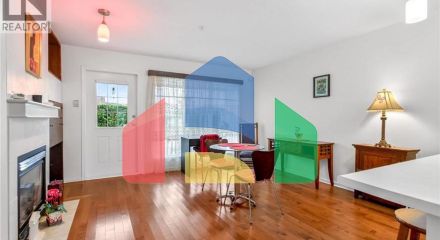 Residential - Townhouse - Port Coquitlam, Canada - Canada