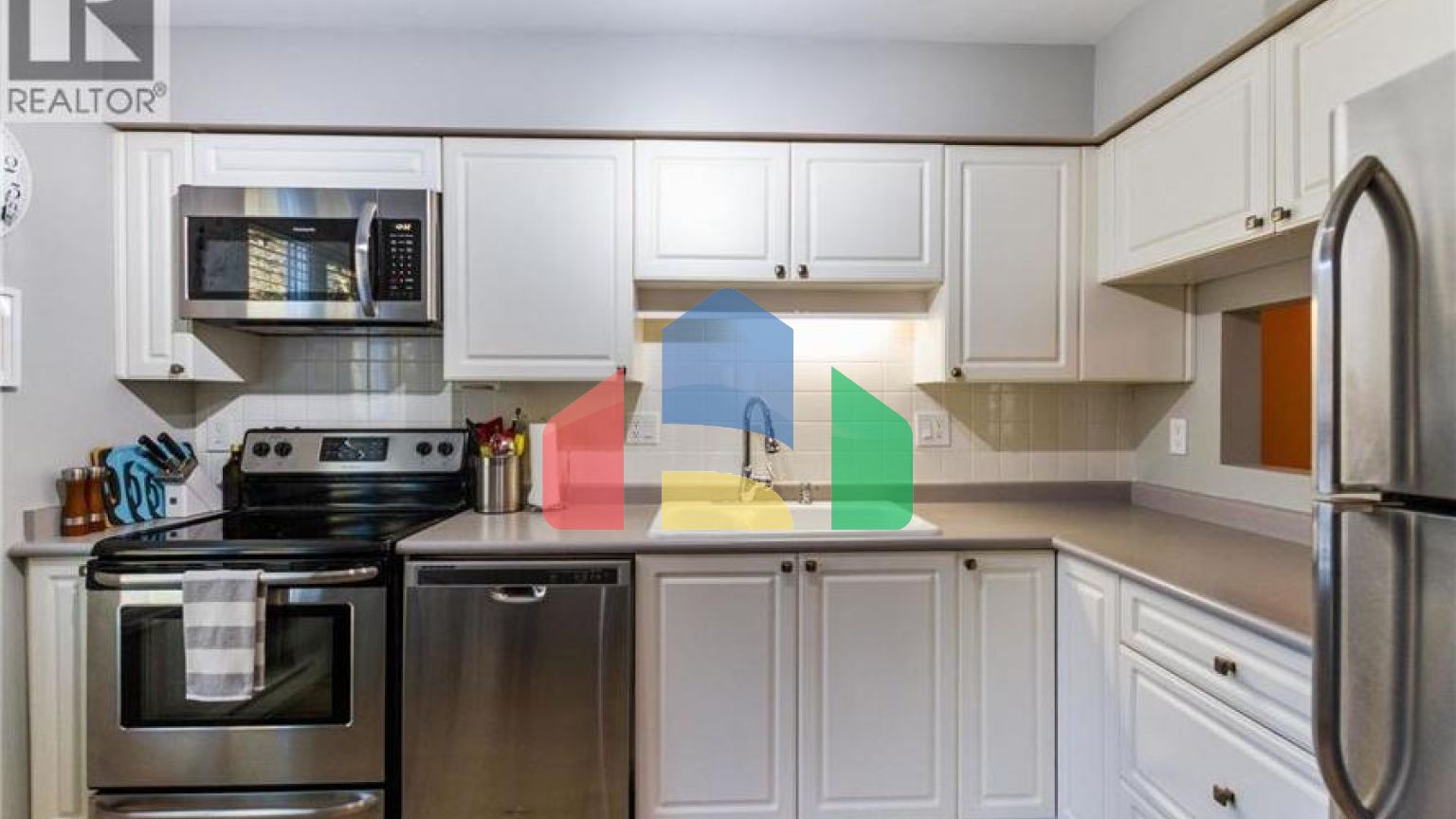 Residential - Single Family Home - Port Coquitlam, Canada - Canada