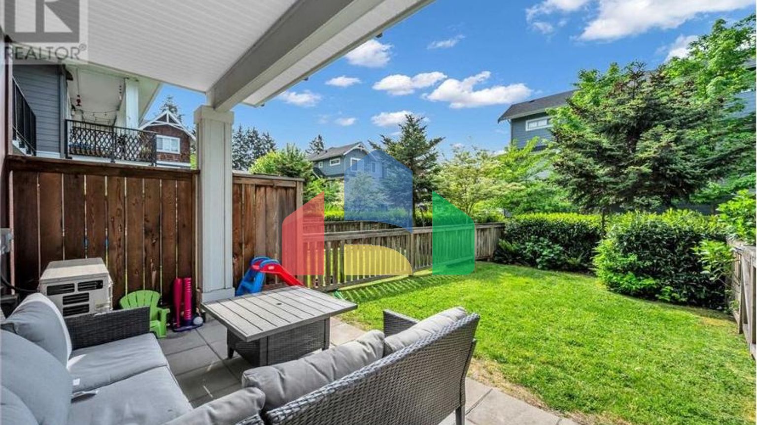 Residential - Townhouse - Port Coquitlam, Canada - Canada