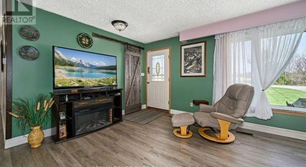 Residential - Single Family Home - Cramahe, Canada - Canada