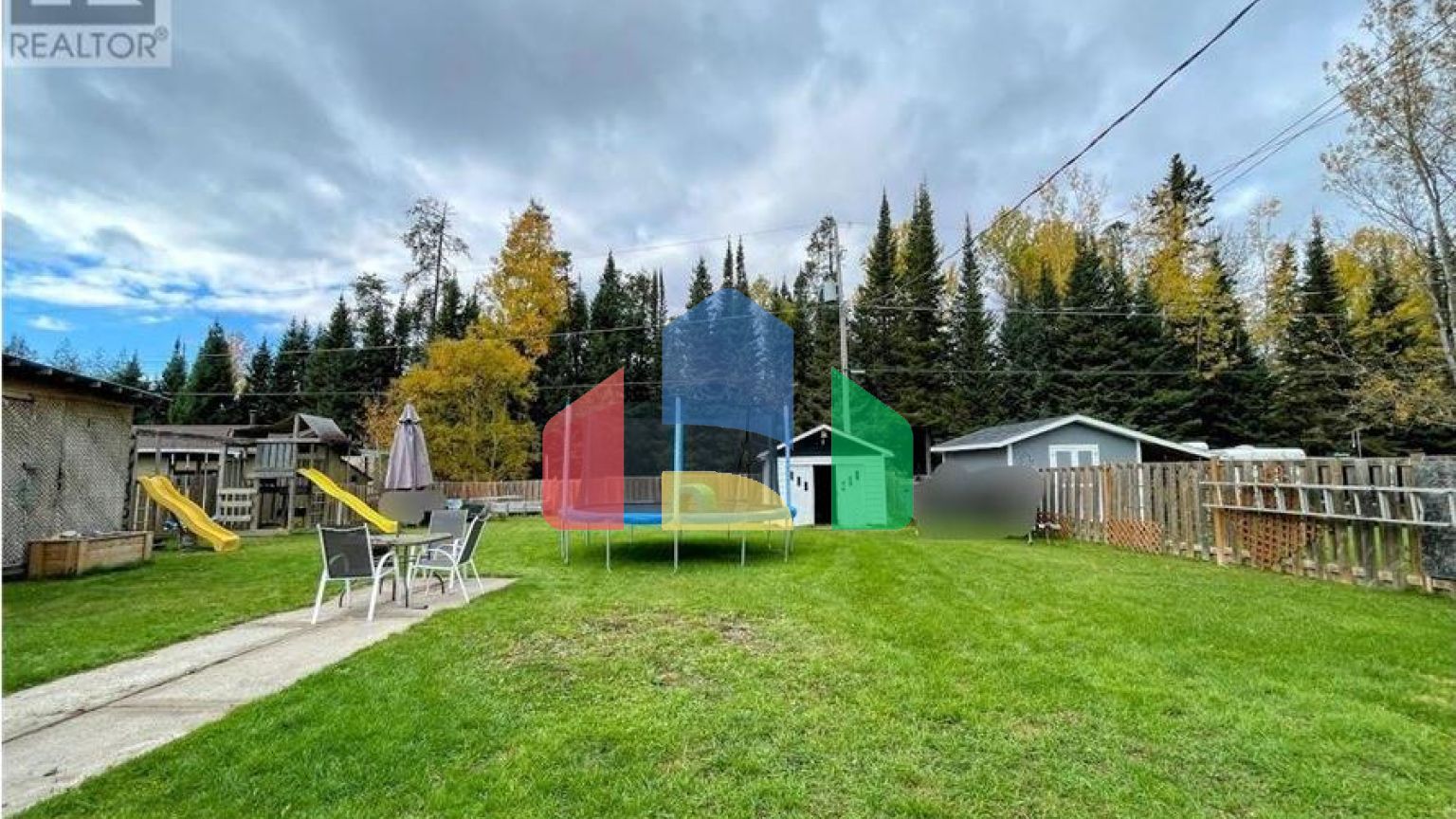 Residential - Single Family Home - Manitouwadge, Canada - Canada