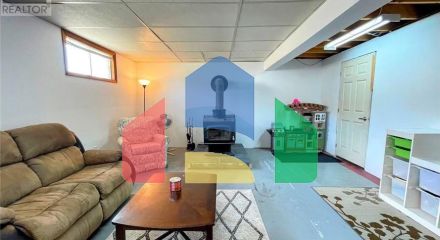 Residential - Single Family Home - Manitouwadge, Canada - Canada Residential - Single Family Home - Manitouwadge, Canada - Canada