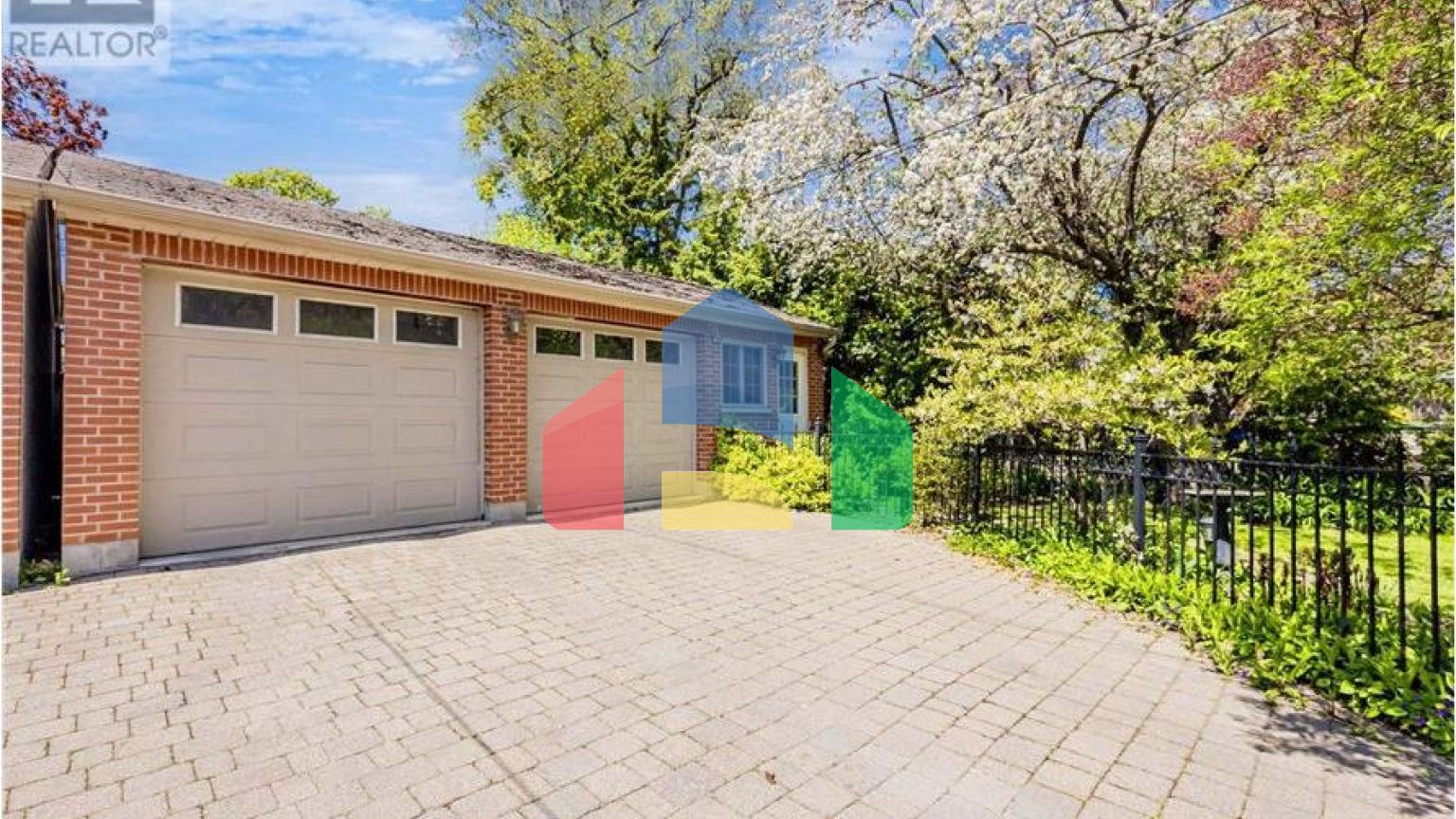 Residential - Single Family Home - Palmerston, Canada - Canada