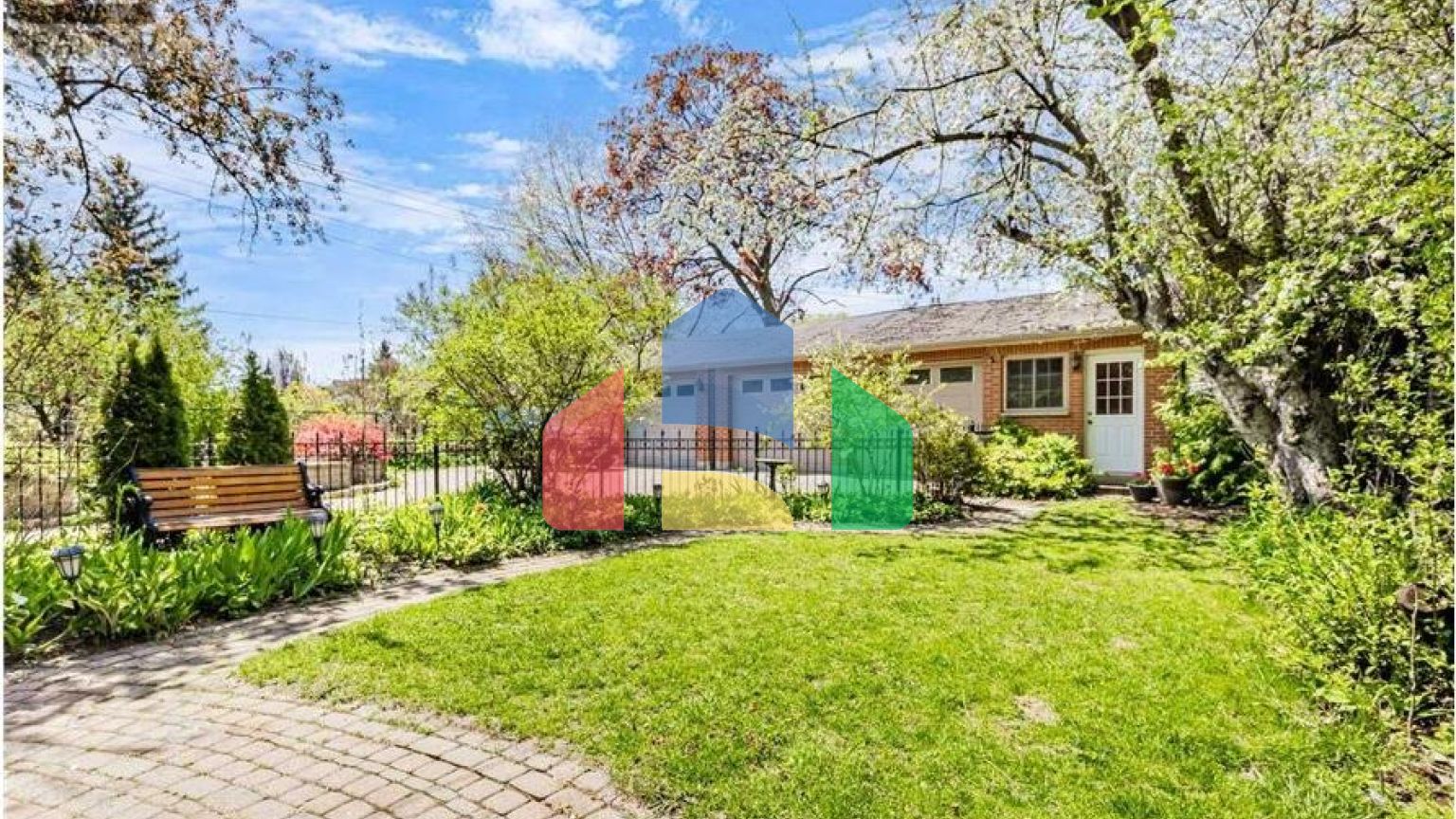 Residential - Single Family Home - Palmerston, Canada - Canada