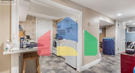 Residential - Single Family Home - Palmerston, Canada - Canada