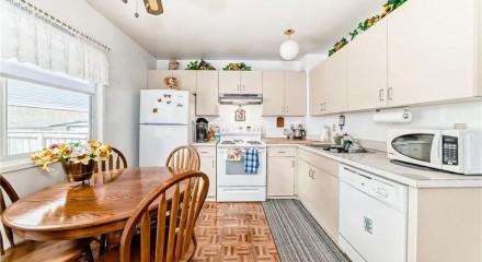 Residential - Condo/Apartment - Sherwood Park, Canada - Canada