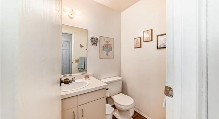 Residential - Condo/Apartment - Sherwood Park, Canada - Canada