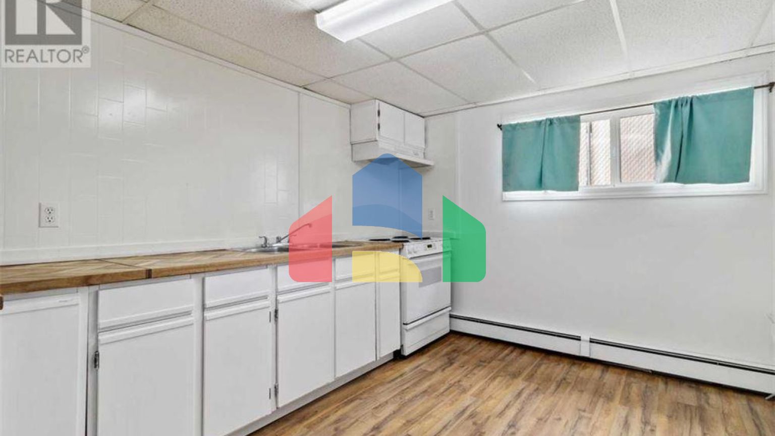 Residential - Single Family Home - Trochu, Canada - Canada